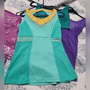 Crowned athletics arabian nights athletic top